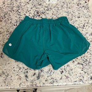 Lululemon Green Athletic Shorts Women’s Size 4